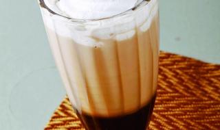 鸳鸯戏奶茶三姐妹